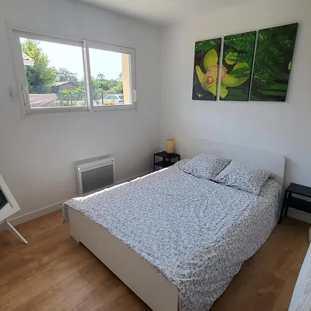 펜션 Maison 8 Personnes Entre Ocean Et Vignobles Saint-Germain-dʼEsteuil